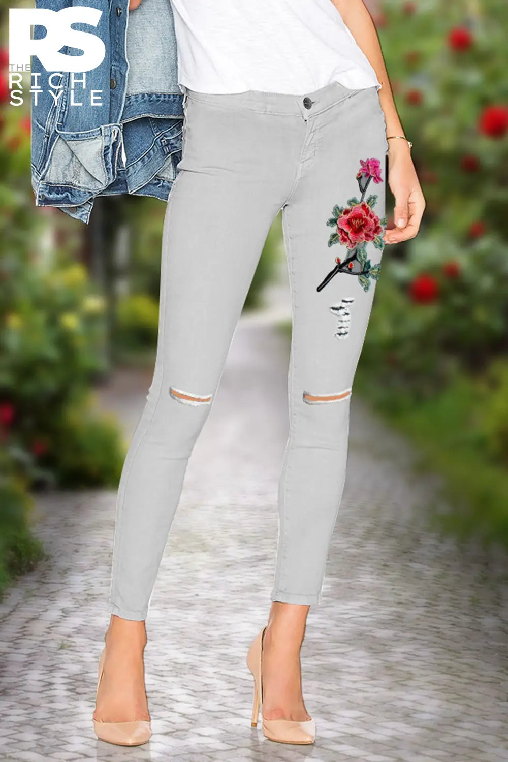 Flower Embroidery Cutout Jeans Light / Xs
